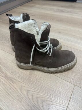 GREATS Bowery Lug Sole Boots Brown Suede Sherpa-Lined Lace-Up Boots Men’s 10